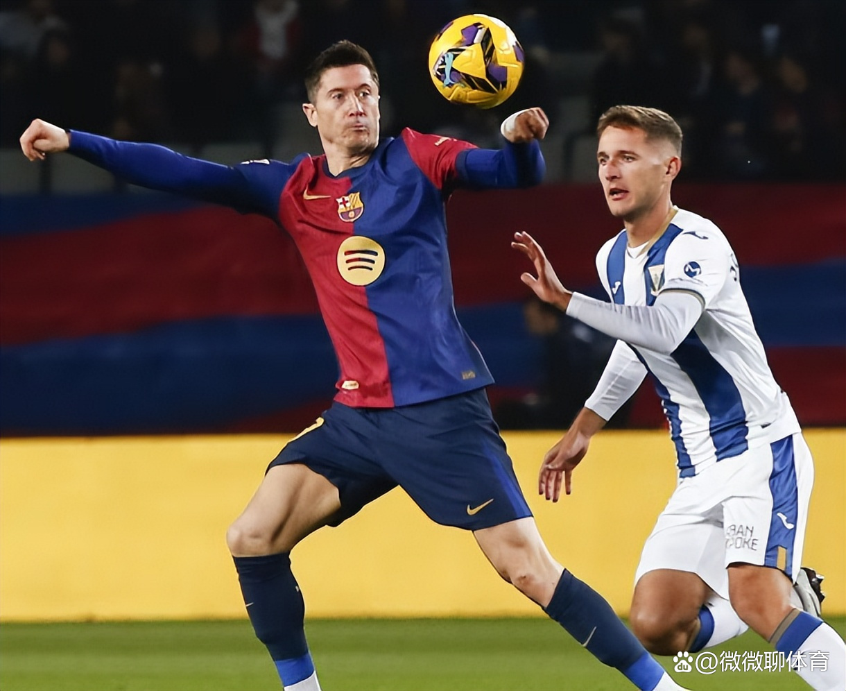 西甲豪门遭逢两连败,球迷担心赛季前景(韦世豪为什么被罚下场) 西甲豪门遭逢两连败,球迷担心赛季前景(韦世豪为什么被罚下场)